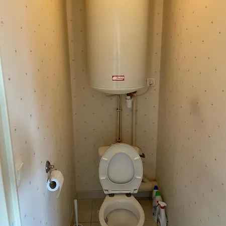 Apartment Superbe Avec Deux Balcons A 8 Lyon
